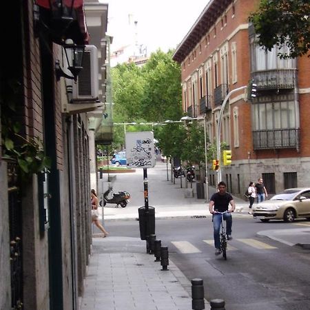 Hostal Miguel Angel Madrid Ngoại thất bức ảnh