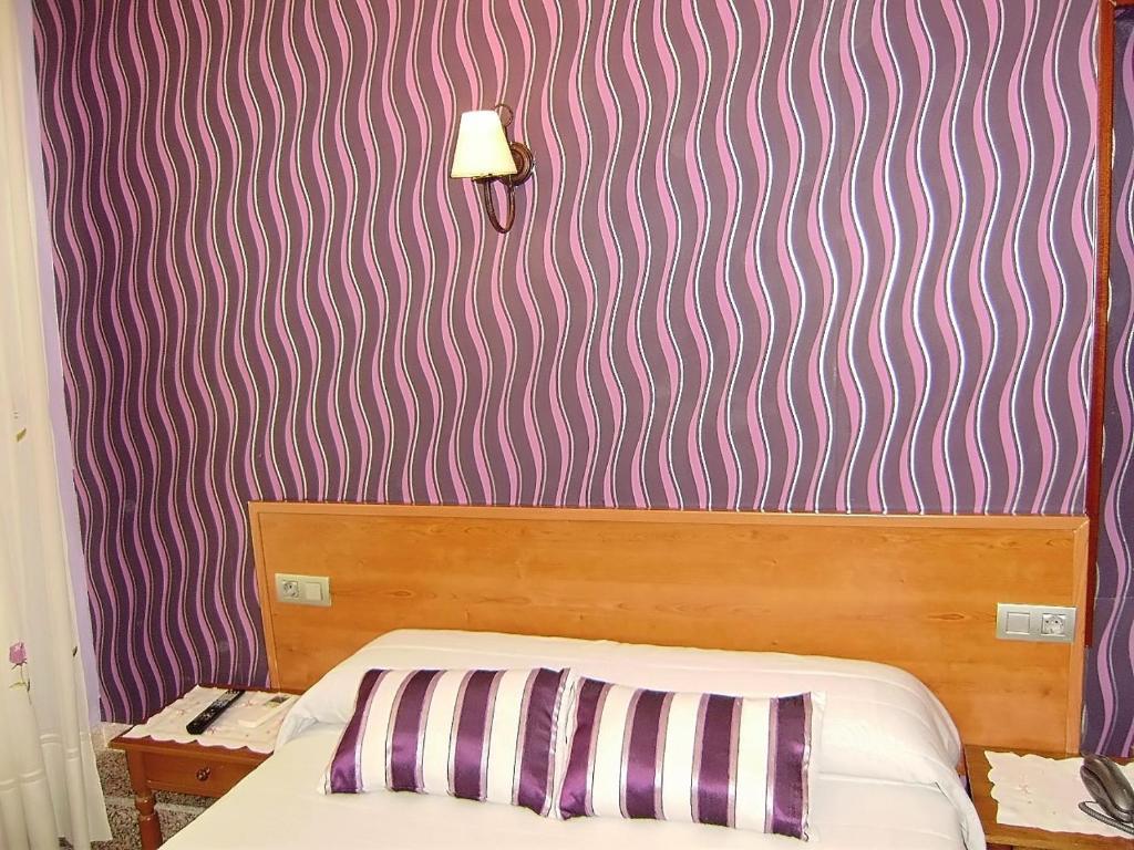 Hostal Miguel Angel Madrid Phòng bức ảnh